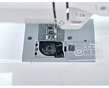 Швейная машина Janome DC 3900